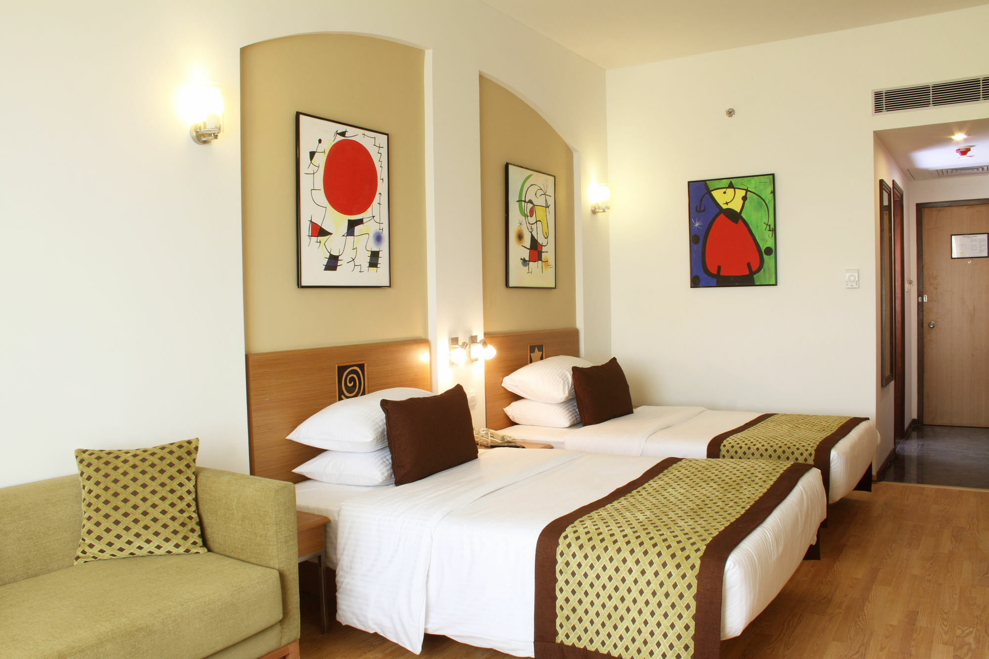 Lemon Tree Hotel Electronics City Bangalore Habitación foto